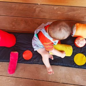 Atelier-Proposer des histoires aux moins de 12 mois: Tapis de la journée: Le fabriquer, l'animer. – Image 3