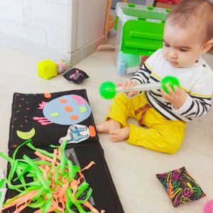Atelier-Littérature petite enfance et détente: Le livre fluorescent: Le fabriquer, l'animer – Image 2