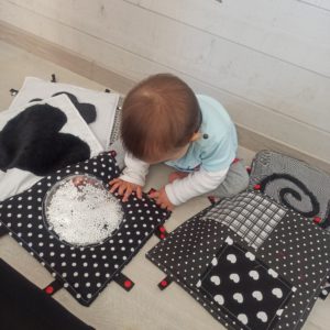Atelier-L'art des bébés: Les panneaux noir et blanc: Les fabriquer, les animer – Image 4