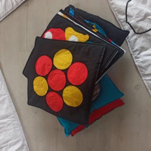 Atelier à télécharger: Le tapis de jeu à la manière d'Hervé Tullet: le fabriquer, l'animer – Image 4